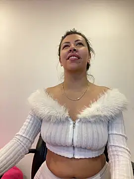 Alanna atm  online show from 03.06.26