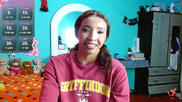 sensitive brunette online show from 12.02.25