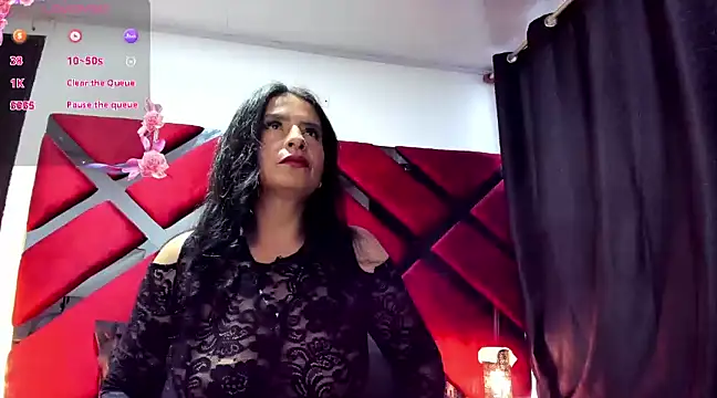 Snapshot of Kendra-Foxxy chatting on 02.13.25 Kendra-Foxxy online show from 02.13.25