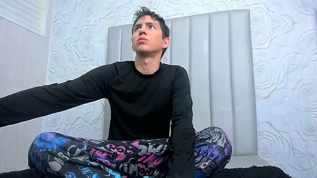 JeanRam18 online show from 02.02.26