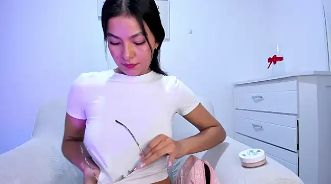 barbie brunette3 online show from 03.04.25