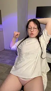 emigooflordXD online show from 11.16.25