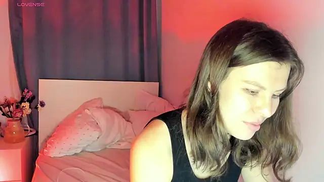 Snapshot of fifth_element chatting on 02.12.25 fifth element online show from 02.12.25