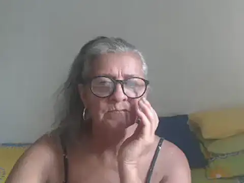 Snapshot of candy_mature_ chatting on 01.20.25 candy mature online show from 01.20.25