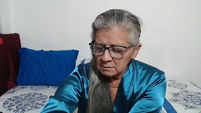 candy mature  online show from 05.05.26