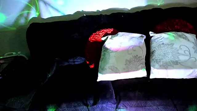 yiauana online show from 03.16.25