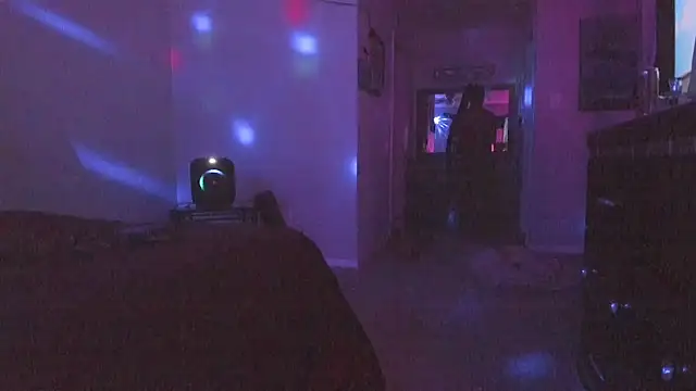 yiauana online show from 02.25.26