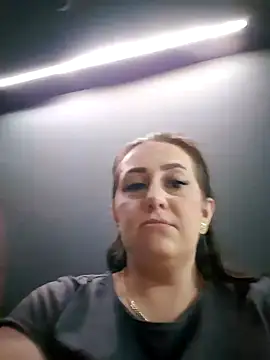 AvaLloyd online show from 02.13.25