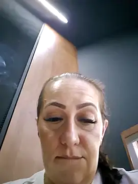 AvaLloyd online show from 02.28.25