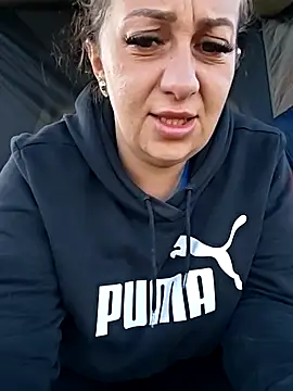 AvaLloyd online show from 09.21.25