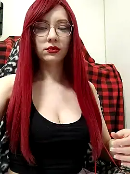 Snapshot of ElliMoor chatting on 01.09.25 ElliMoor online show from 01.09.25