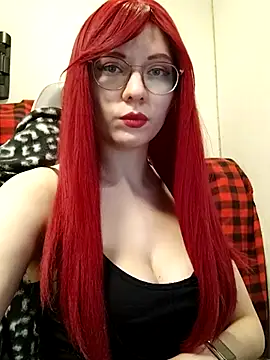 Snapshot of ElliMoor chatting on 03.04.25 ElliMoor online show from 03.04.25