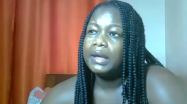 Snapshot of freaky_juicy chatting on 03.11.25 freaky juicy online show from 03.11.25