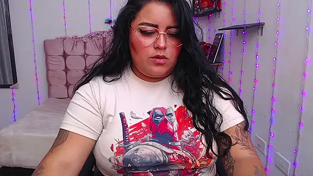 moon sunflower online show from 03.18.25