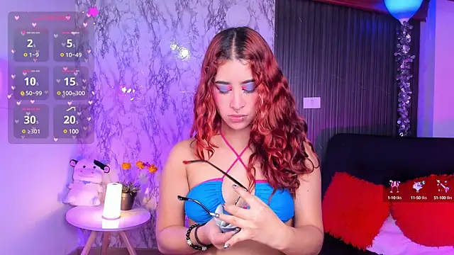 chloe blue online show from 01.27.25