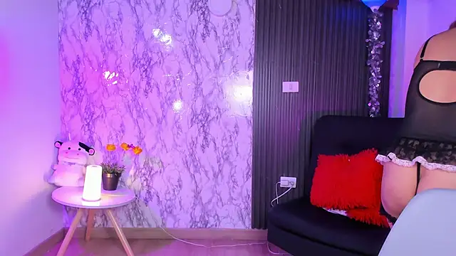 chloe blue online show from 02.01.25