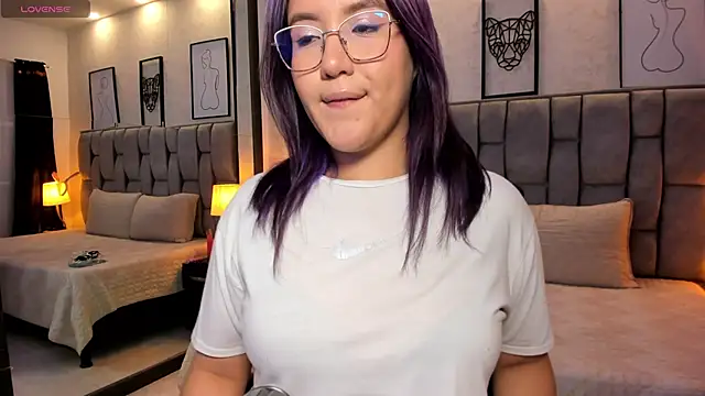 sweet--emily online show from 02.23.25