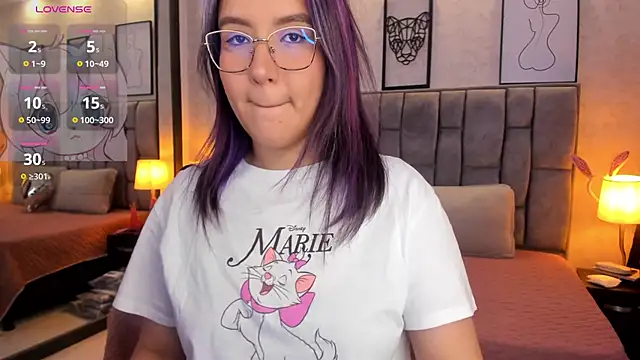 sweet--emily online show from 03.04.25