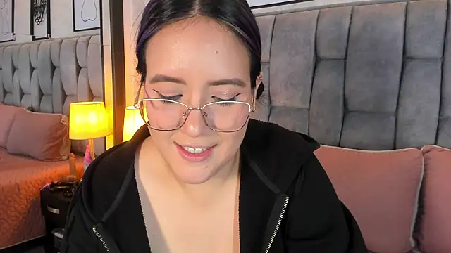 sweet--emily online show from 03.23.25