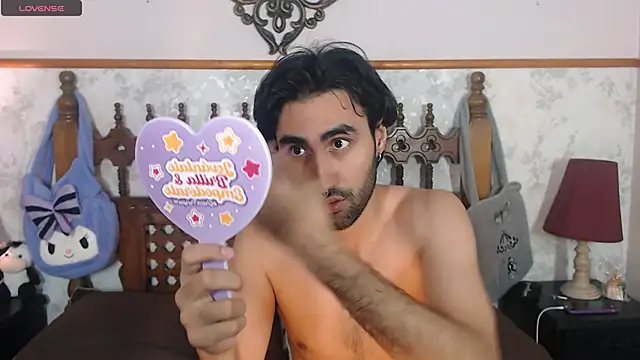 Snapshot of MilanZaire chatting on 03.13.25 MilanZaire online show from 03.13.25