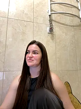 Karolina llove online show from 11.24.25