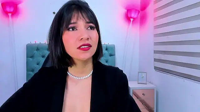 lina bedoya  online show from 01.18.25