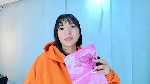 lina bedoya  online show from 09.10.25