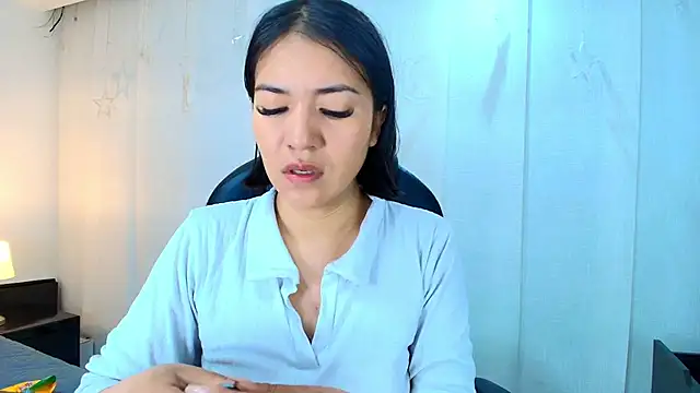 Snapshot of lina_bedoya_ chatting on 02.20.26 lina bedoya online show from 02.20.26