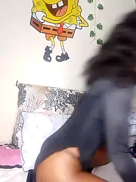 Snapshot of Shanniva chatting on 02.13.25 Shanniva online show from 02.13.25