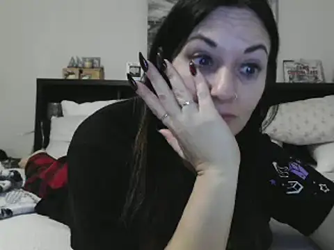 CrystalLakeXO online show from 01.21.25