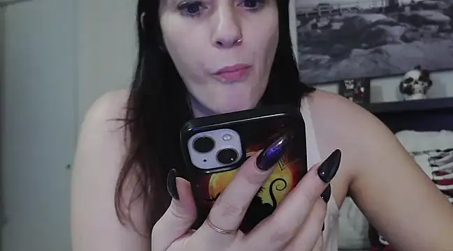 CrystalLakeXO online show from 02.17.25