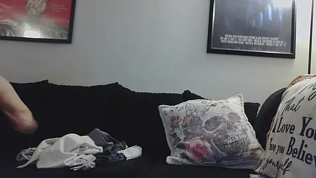 CrystalLakeXO online show from 09.14.25