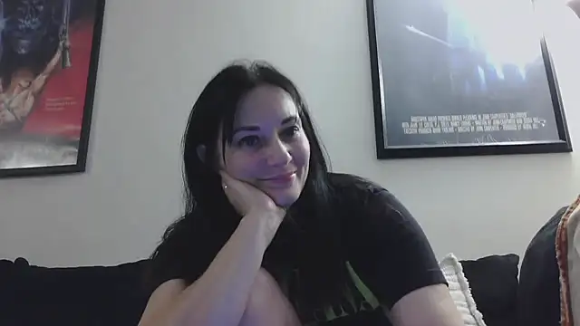 CrystalLakeXO online show from 09.17.25