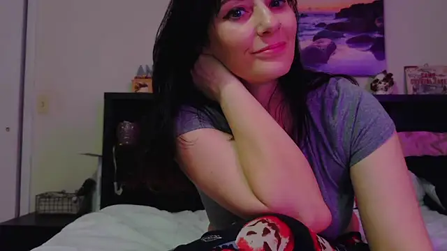 CrystalLakeXO online show from 11.20.25