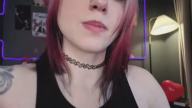 Snapshot of arielabradberry chatting on 02.15.26 arielabradberry online show from 02.15.26