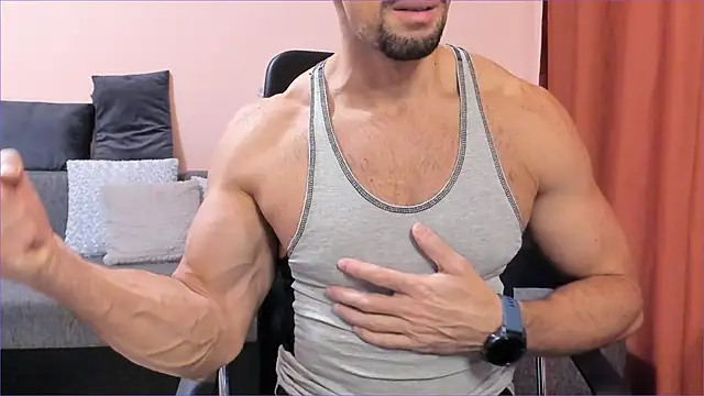 HotHunkTrainer online show from 12.02.24