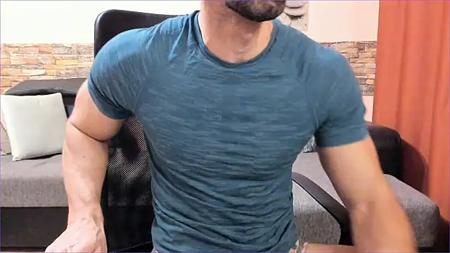 HotHunkTrainer online show from 11.14.25