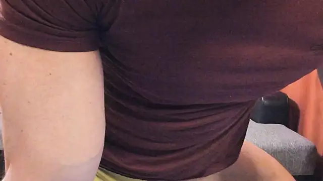 HotHunkTrainer online show from 03.12.26