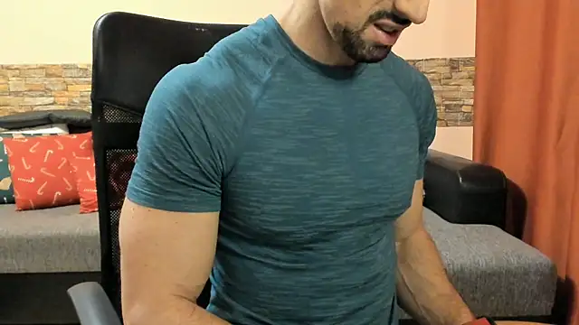 HotHunkTrainer online show from 03.13.26