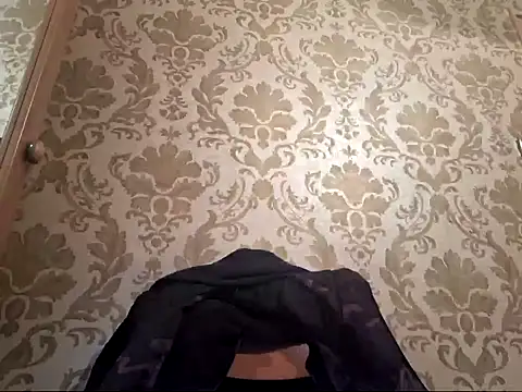 Snapshot of Basszos88i chatting on 12.31.24 Basszos88i online show from 12.31.24