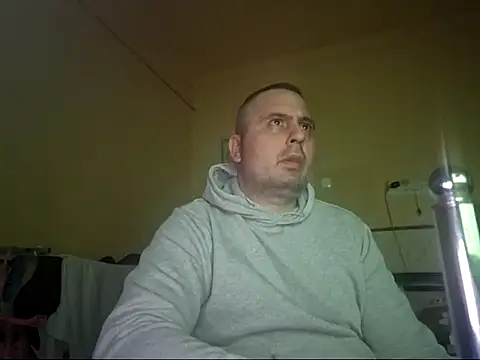 Snapshot of Basszos88i chatting on 01.09.25 Basszos88i online show from 01.09.25