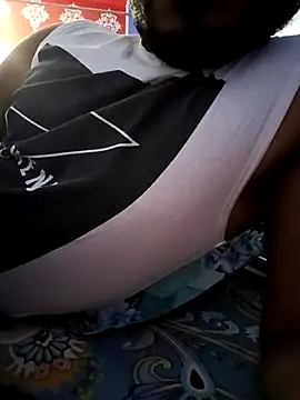 model yesx online show from 02.21.25