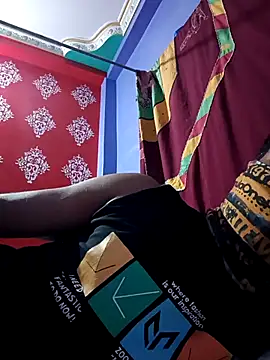 model yesx online show from 04.05.26