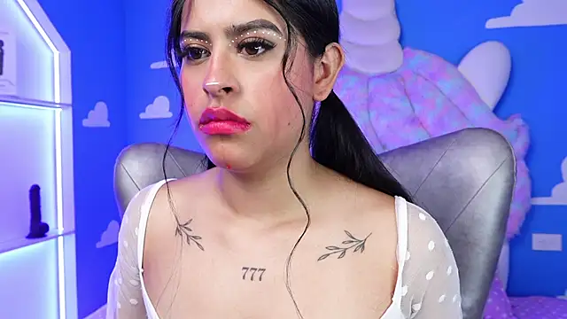 miss romyna online show from 01.31.25