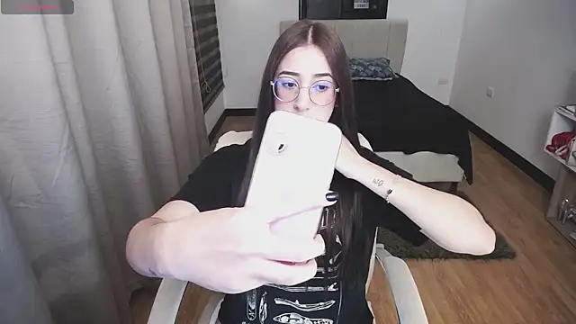 Imkitty-Horny online show from 09.12.25