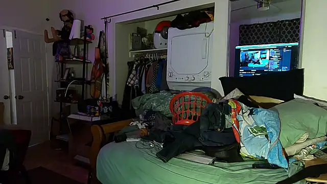 badboybrad11 online show from 10.25.25