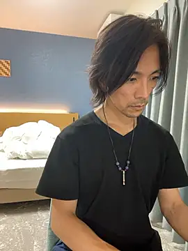 Katakuriko-Denpun online show from 10.28.25