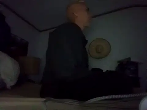 Xoc8  online show from 03.03.25