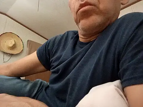 Xoc8  online show from 11.27.25