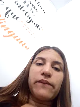 AnthonelaDuque online show from 03.06.25